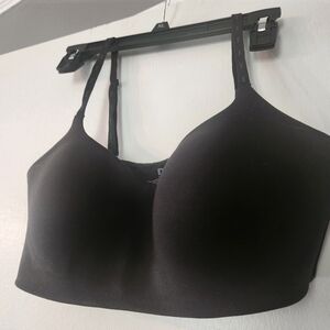 Maidenform scoop neck bra size large